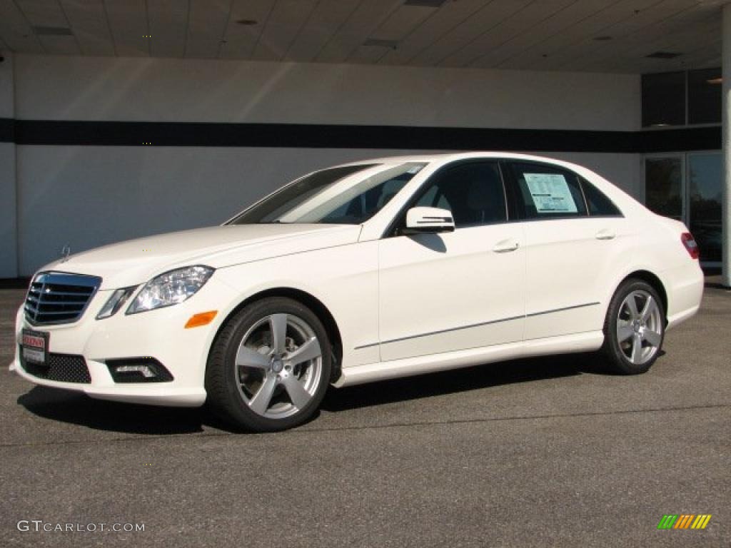 2011 E 350 4Matic Sedan - Arctic White / Almond/Black photo #1