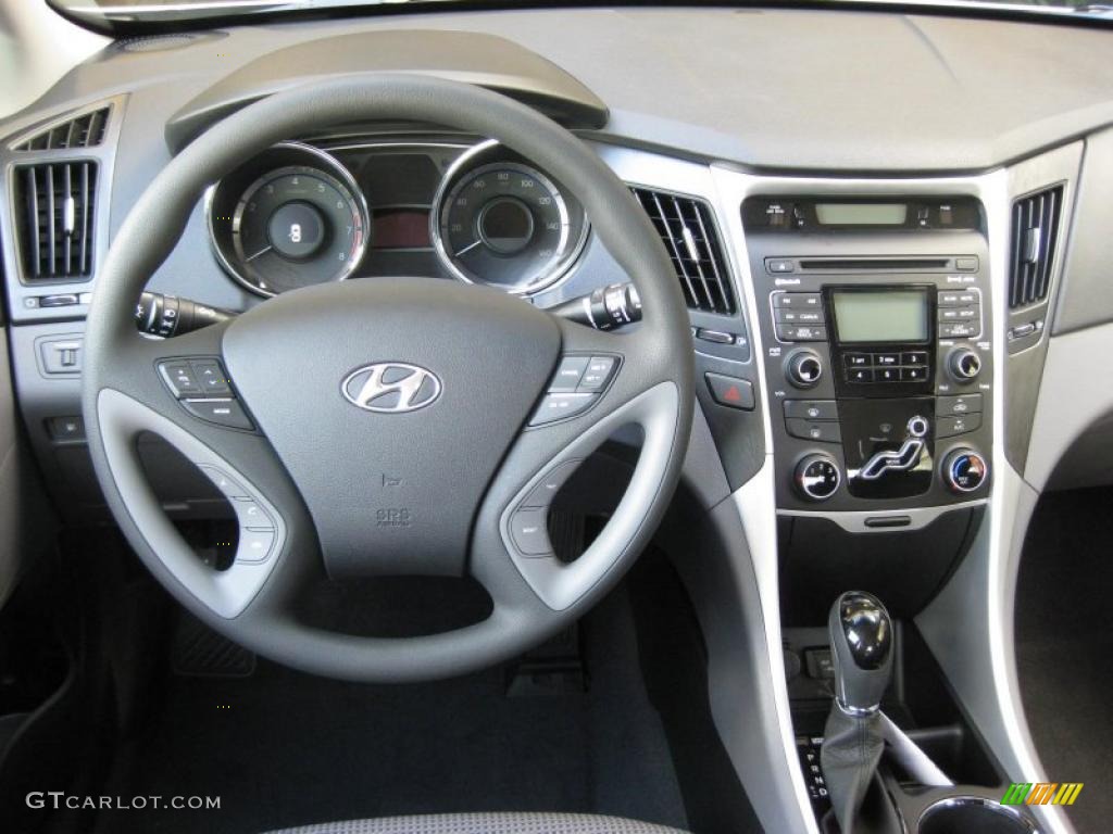 2011 Sonata GLS - Radiant Silver / Gray photo #23