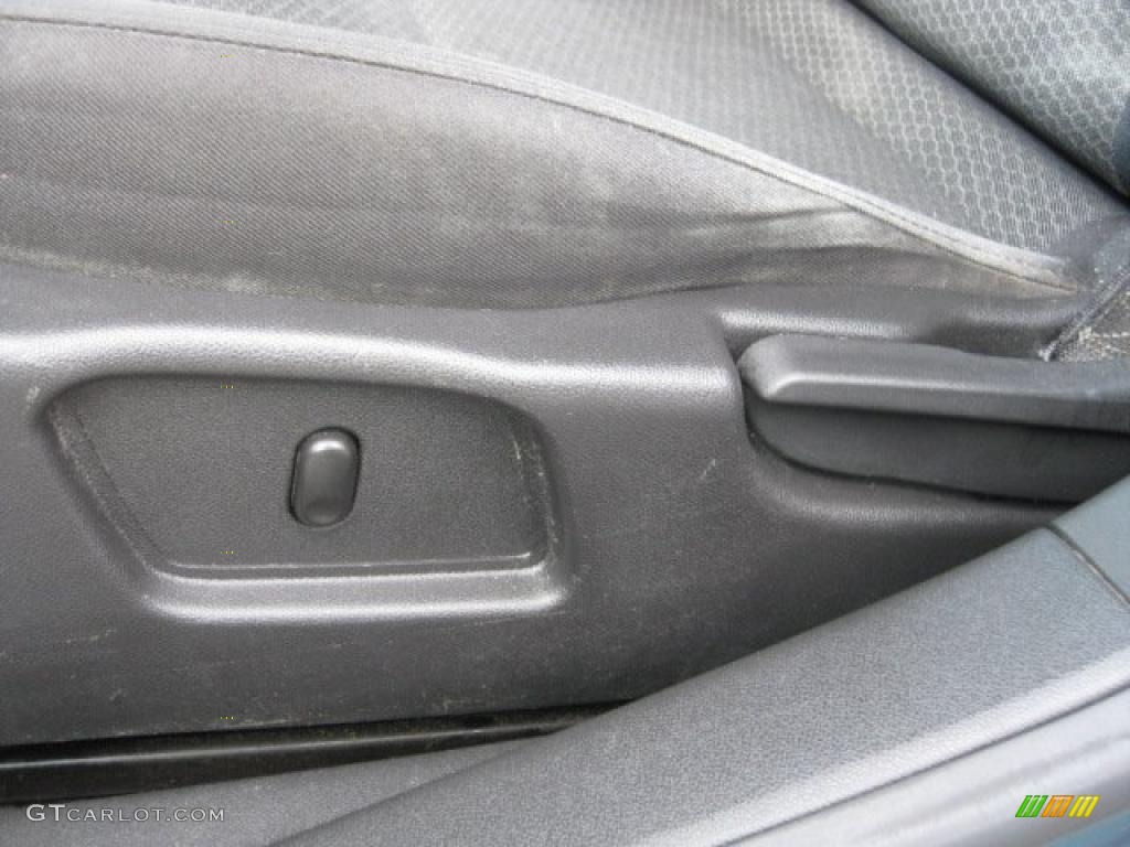 2006 G6 Sedan - Stealth Gray Metallic / Light Taupe photo #21