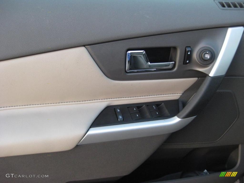 Medium Light Stone Interior 2011 Ford Edge SEL Photo #38217620