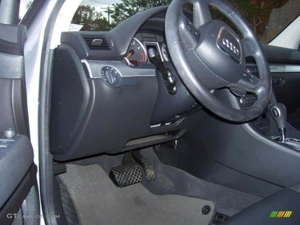 2008 A4 2.0T quattro Sedan - Light Silver Metallic / Black photo #8
