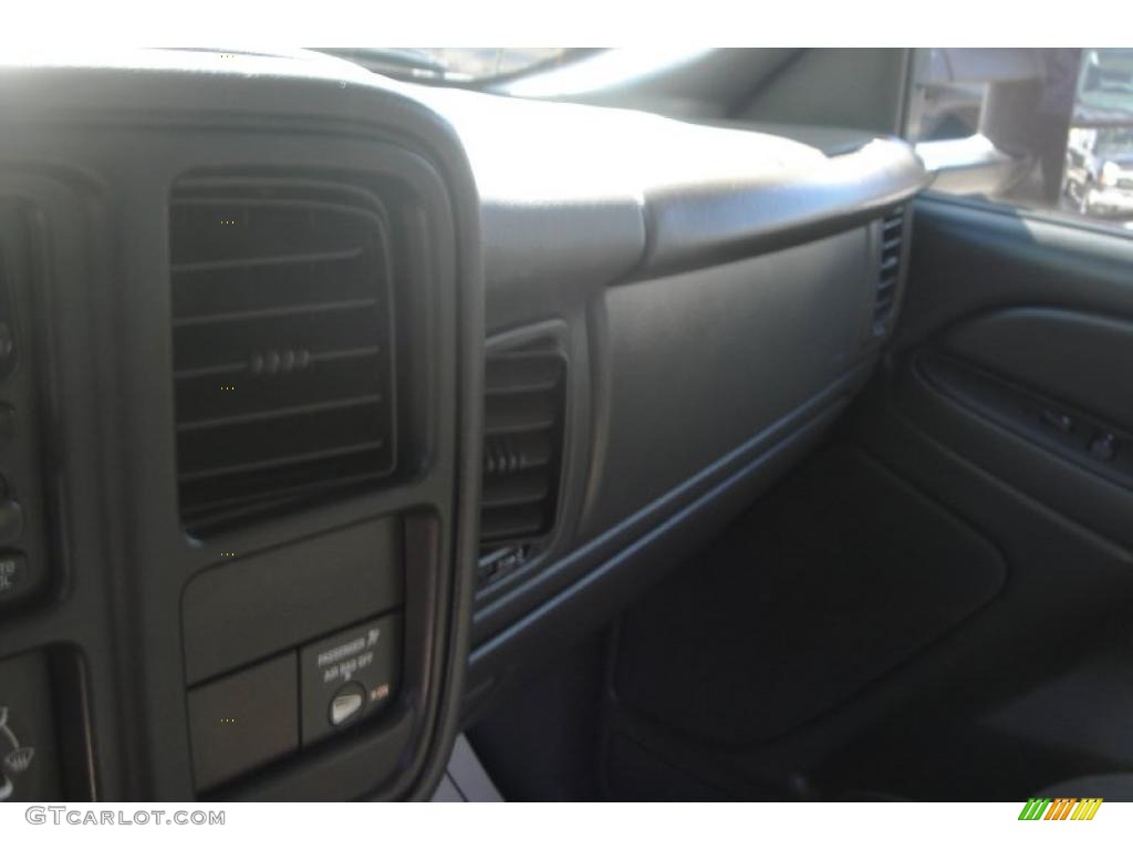 2007 Silverado 2500HD Classic LT Extended Cab 4x4 - Dark Green Metallic / Dark Charcoal photo #30