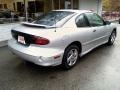 2002 Ultra Silver Metallic Pontiac Sunfire SE Coupe  photo #3