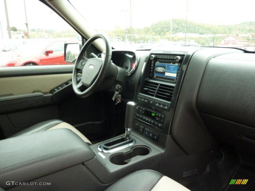 Charcoal Black Interior 2009 Ford Explorer Sport Trac