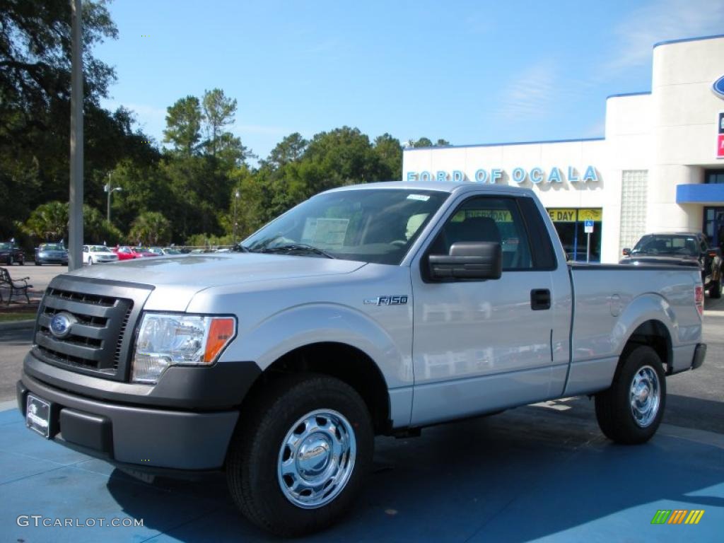 2010 F150 XL Regular Cab - Ingot Silver Metallic / Medium Stone photo #1