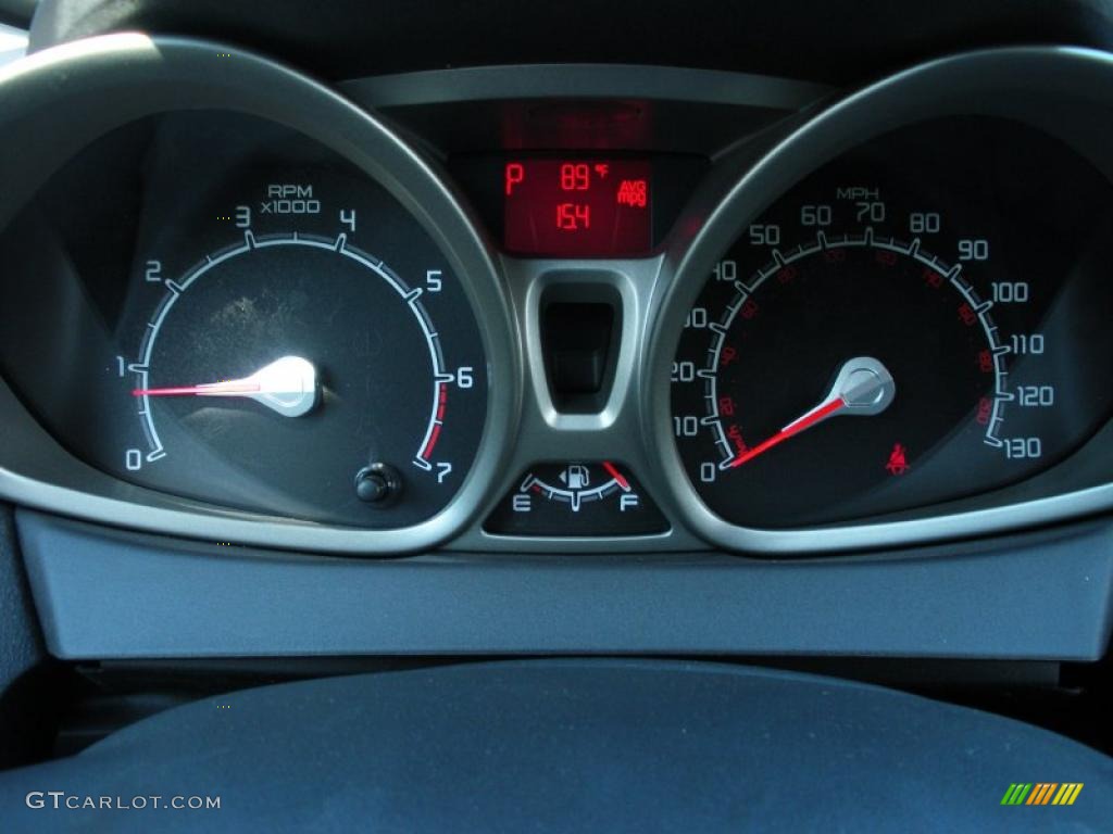 2011 Ford Fiesta SE Sedan Gauges Photo #38222709