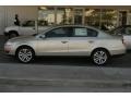 2009 White Gold Metallic Volkswagen Passat Komfort Sedan  photo #12