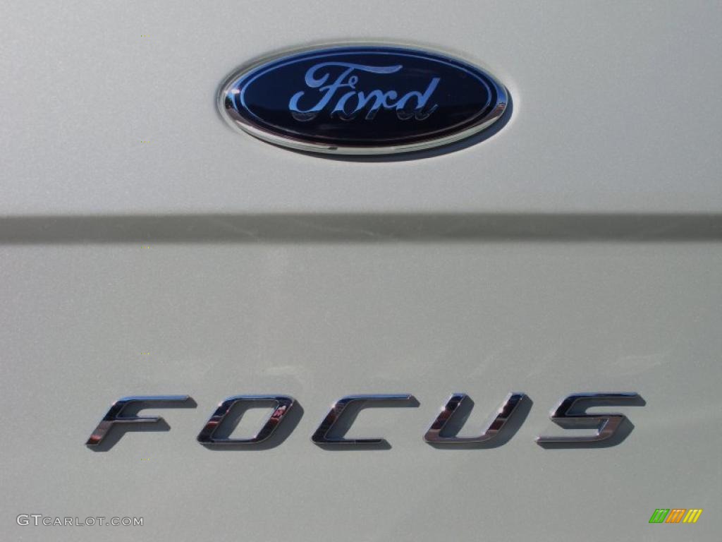 2011 Ford Focus SEL Sedan Marks and Logos Photo #38224073