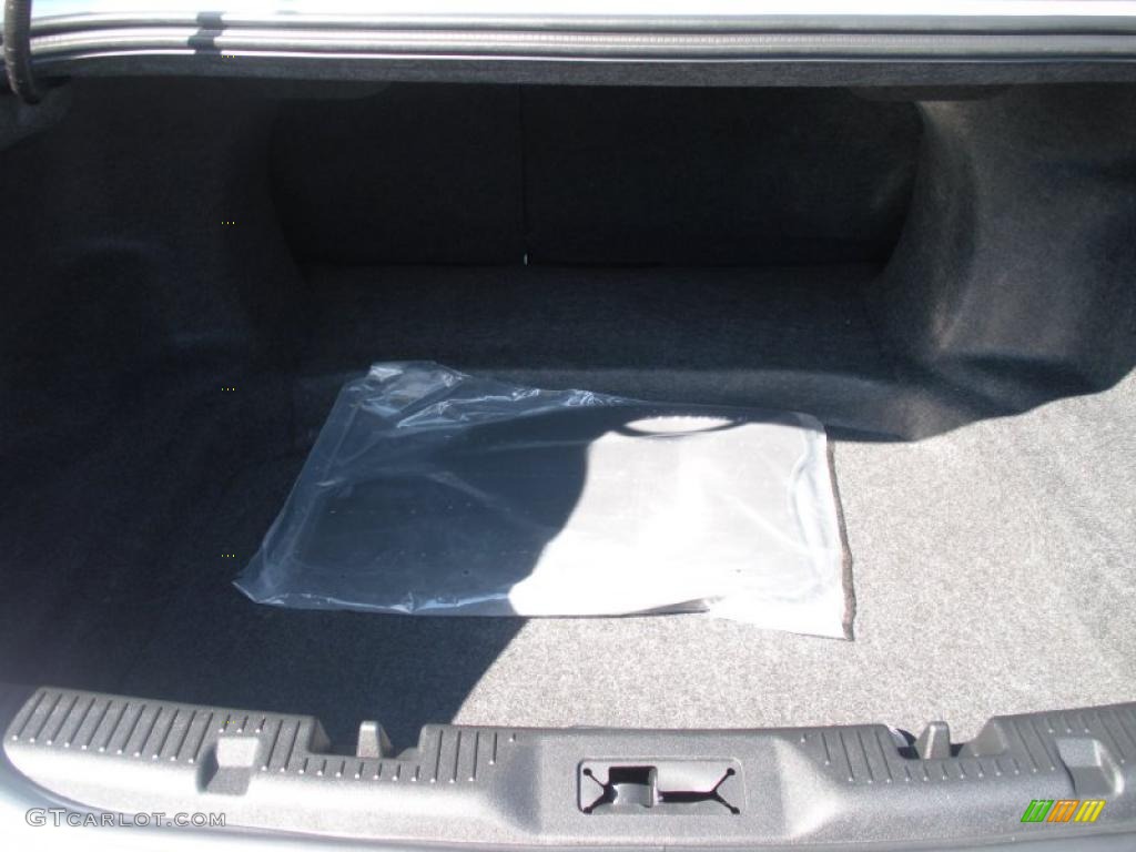 2011 Ford Taurus Limited Trunk Photo #38225049