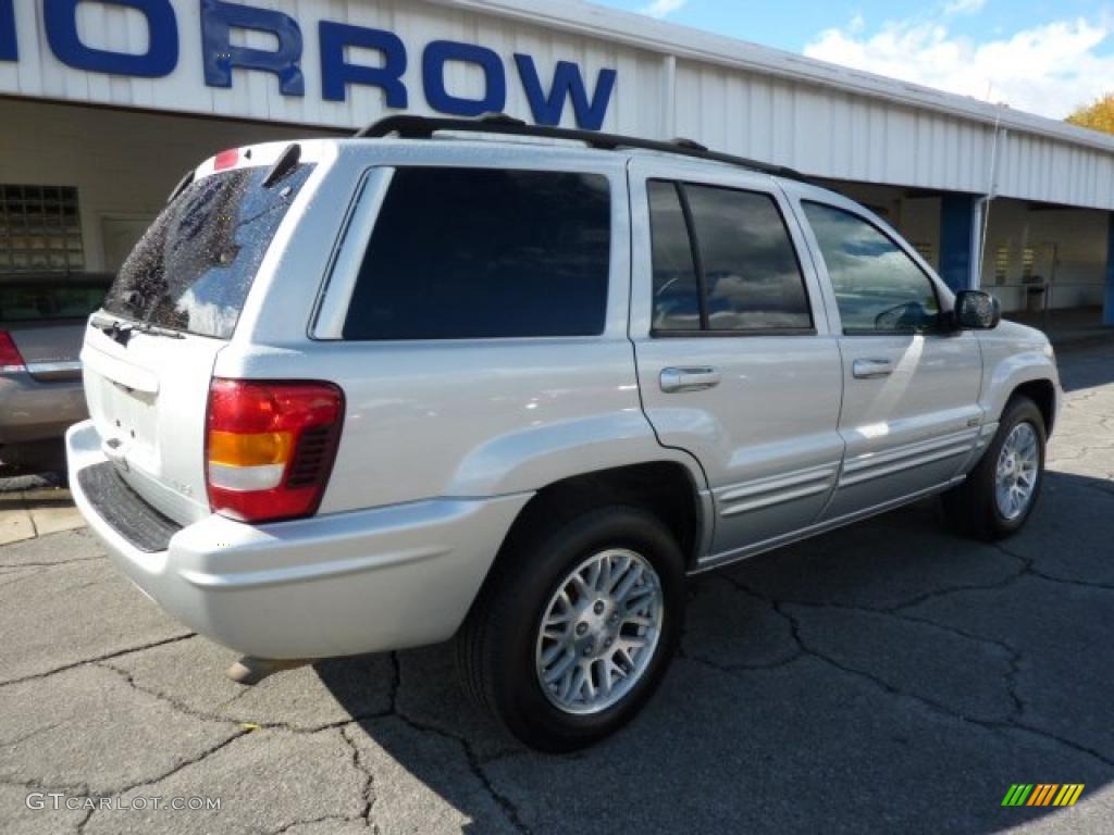 2004 Grand Cherokee Limited 4x4 - Bright Silver Metallic / Dark Slate Gray photo #10