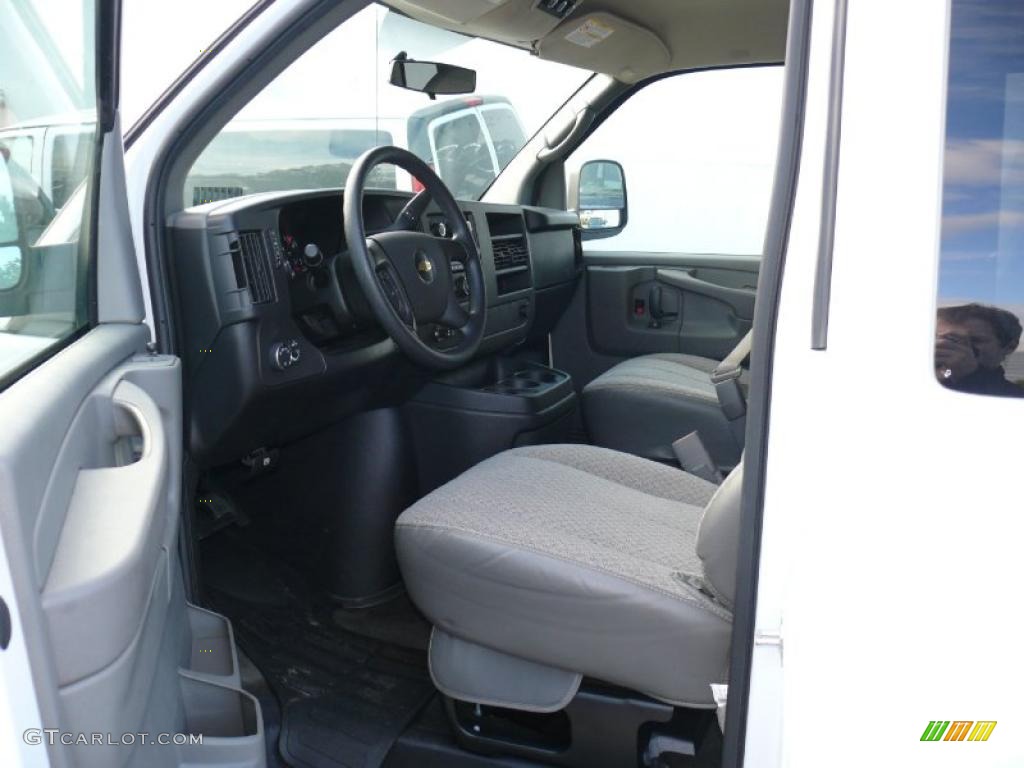 Medium Pewter Interior 2010 Chevrolet Express LT 3500 Passenger Van Photo #38230527
