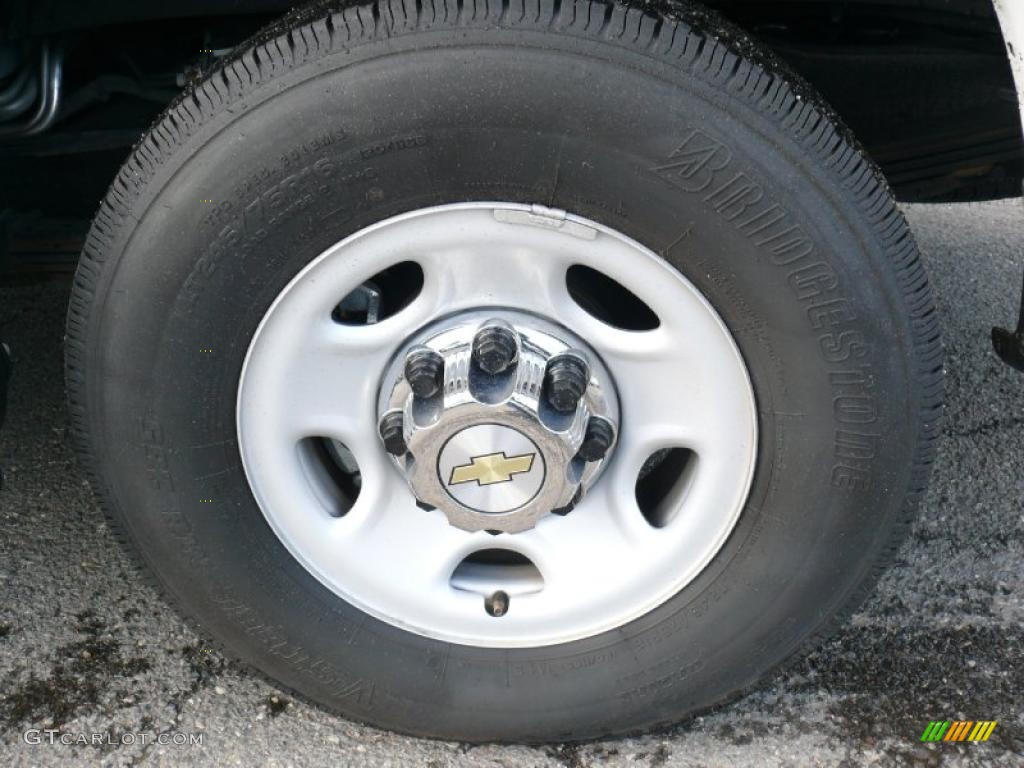 2010 Chevrolet Express LT 3500 Passenger Van Wheel Photo #38230631