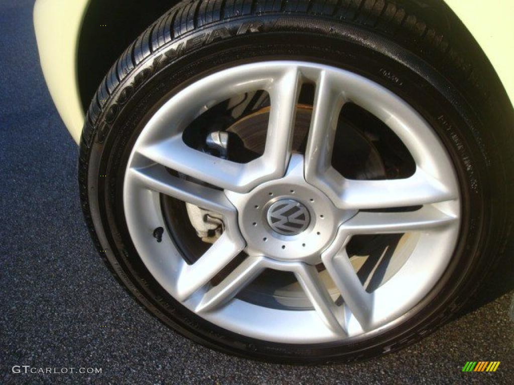 2005 Volkswagen New Beetle GLS 1.8T Convertible Wheel Photo #38233327