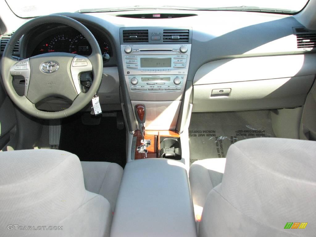 2008 Camry XLE - Classic Silver Metallic / Ash photo #12