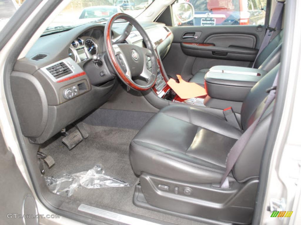 Ebony/Ebony Interior 2009 Cadillac Escalade Standard Escalade Model Photo #38234151