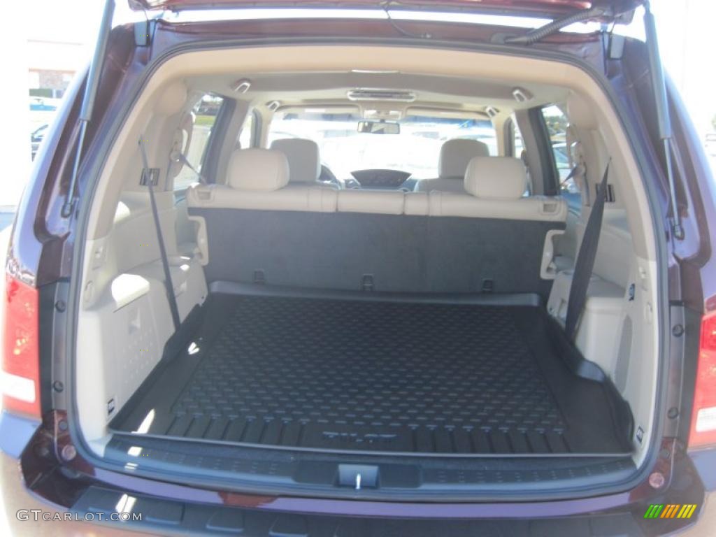 2011 Honda Pilot EX-L Trunk Photo #38235803
