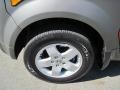 2003 Honda Element EX Wheel and Tire Photo