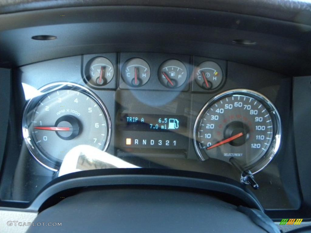 2010 F150 XLT SuperCab 4x4 - Red Candy Metallic / Medium Stone photo #19