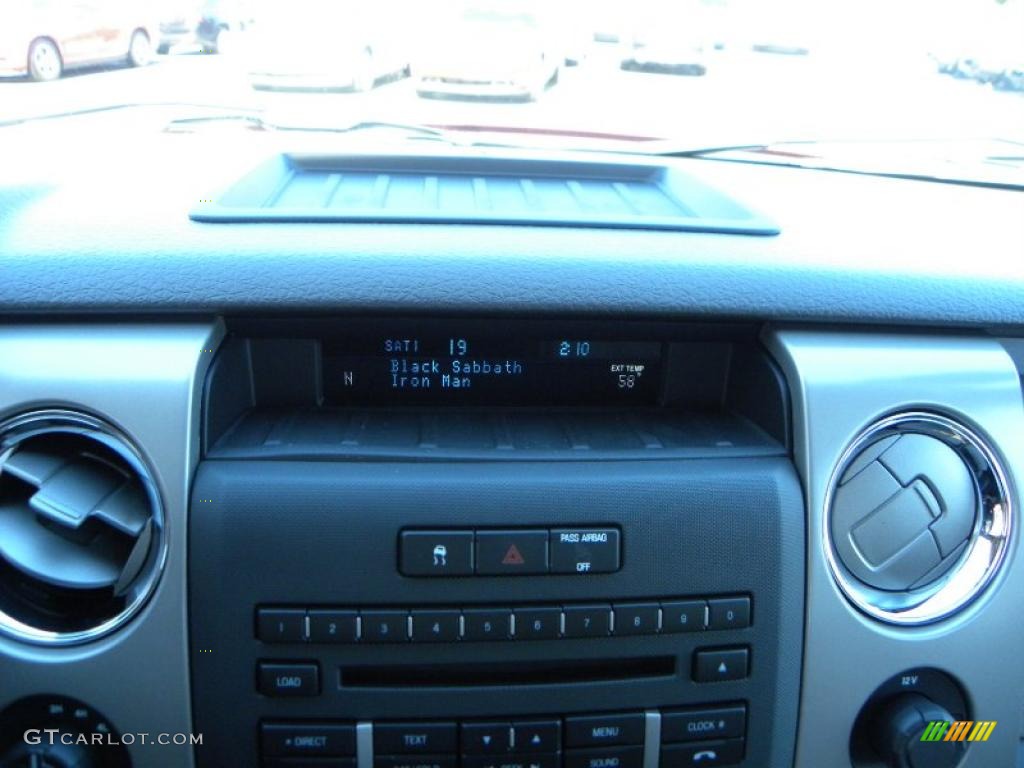 2010 F150 XLT SuperCab 4x4 - Red Candy Metallic / Medium Stone photo #20