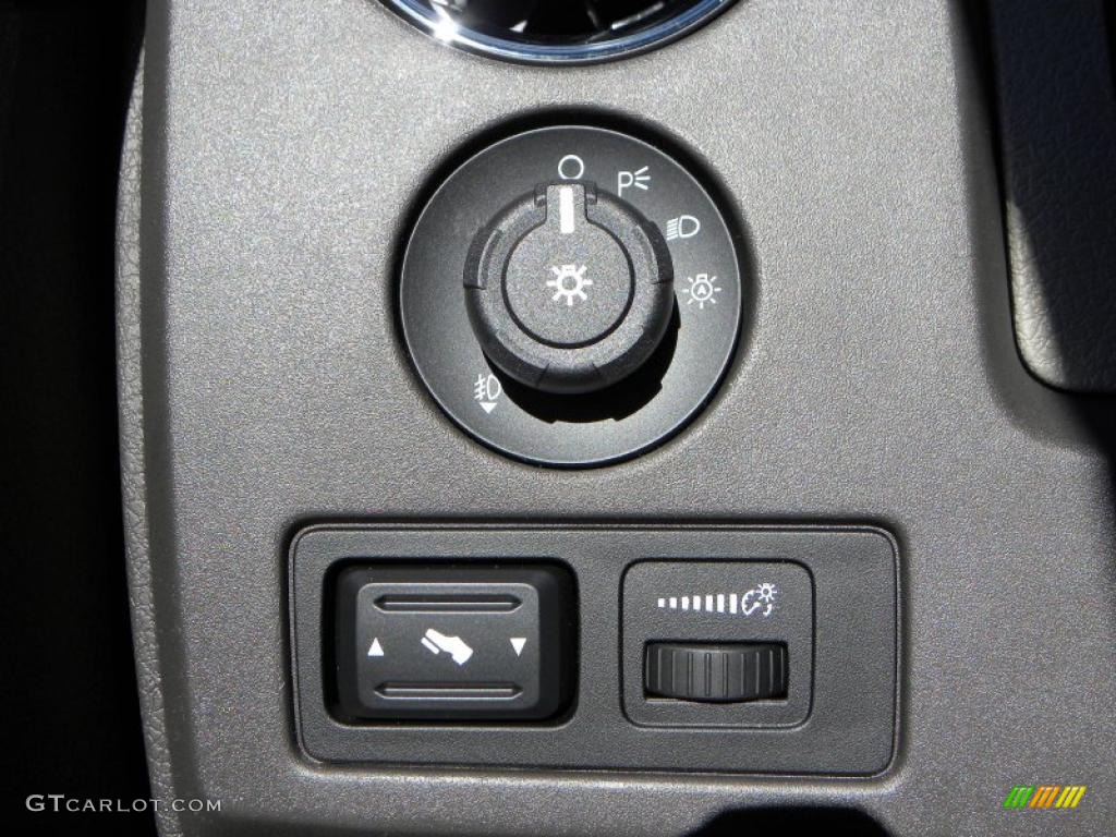 2010 F150 XLT SuperCab 4x4 - Red Candy Metallic / Medium Stone photo #27
