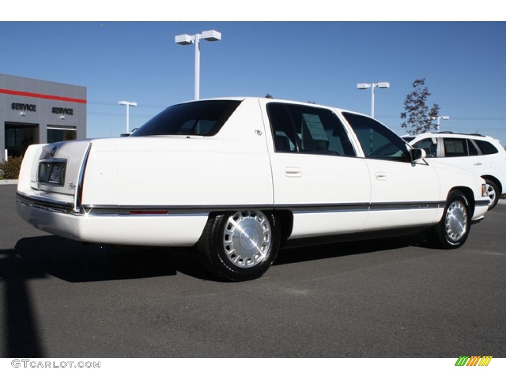 1996 DeVille Sedan - White / Black photo #2