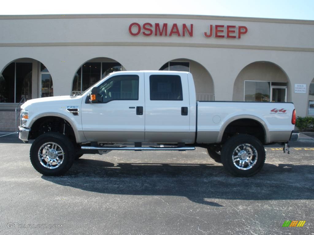 2008 F250 Super Duty Lariat Crew Cab 4x4 - Oxford White / Camel photo #1