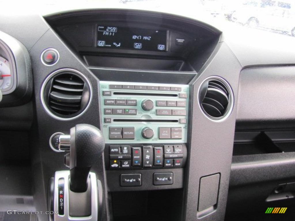 2009 Honda Pilot EX-L 4WD Controls Photo #38242567