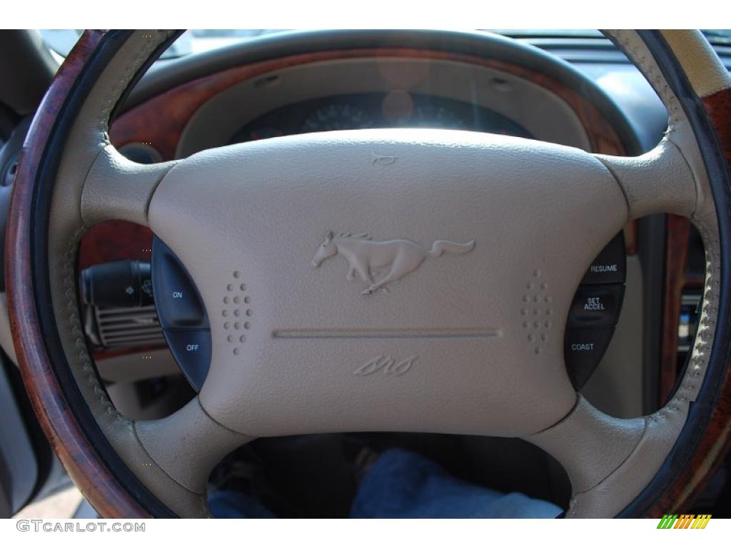 2003 Mustang V6 Convertible - Oxford White / Medium Parchment photo #20