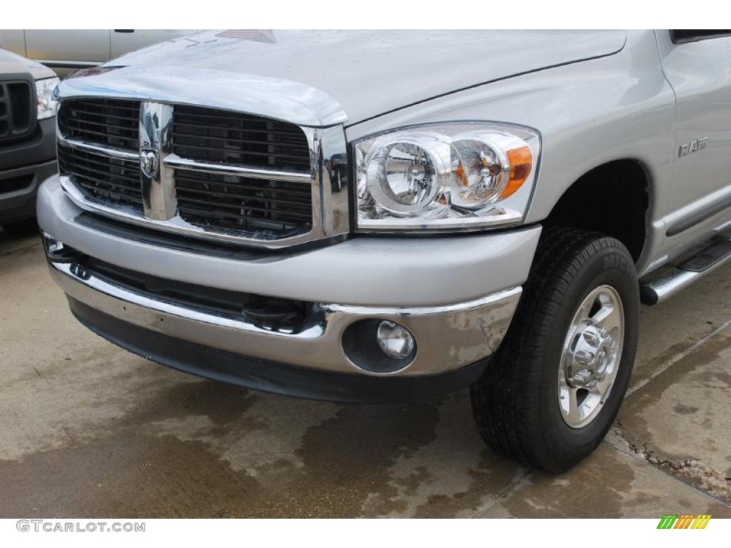 2008 Ram 1500 SLT Mega Cab 4x4 - Bright Silver Metallic / Medium Slate Gray photo #8