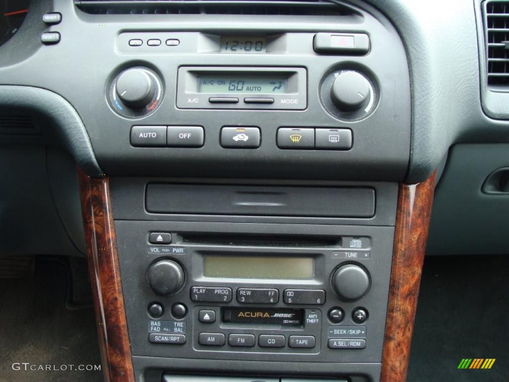 2001 Acura TL 3.2 Controls Photo #38245587