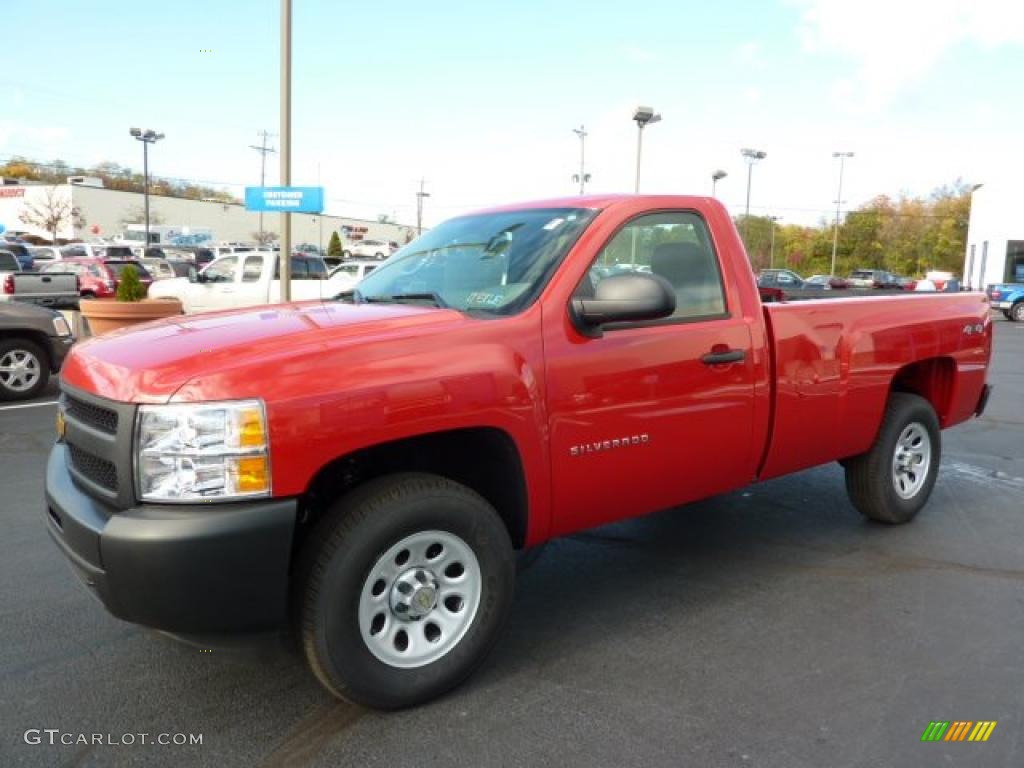 2011 Silverado 1500 Regular Cab 4x4 - Victory Red / Dark Titanium photo #3