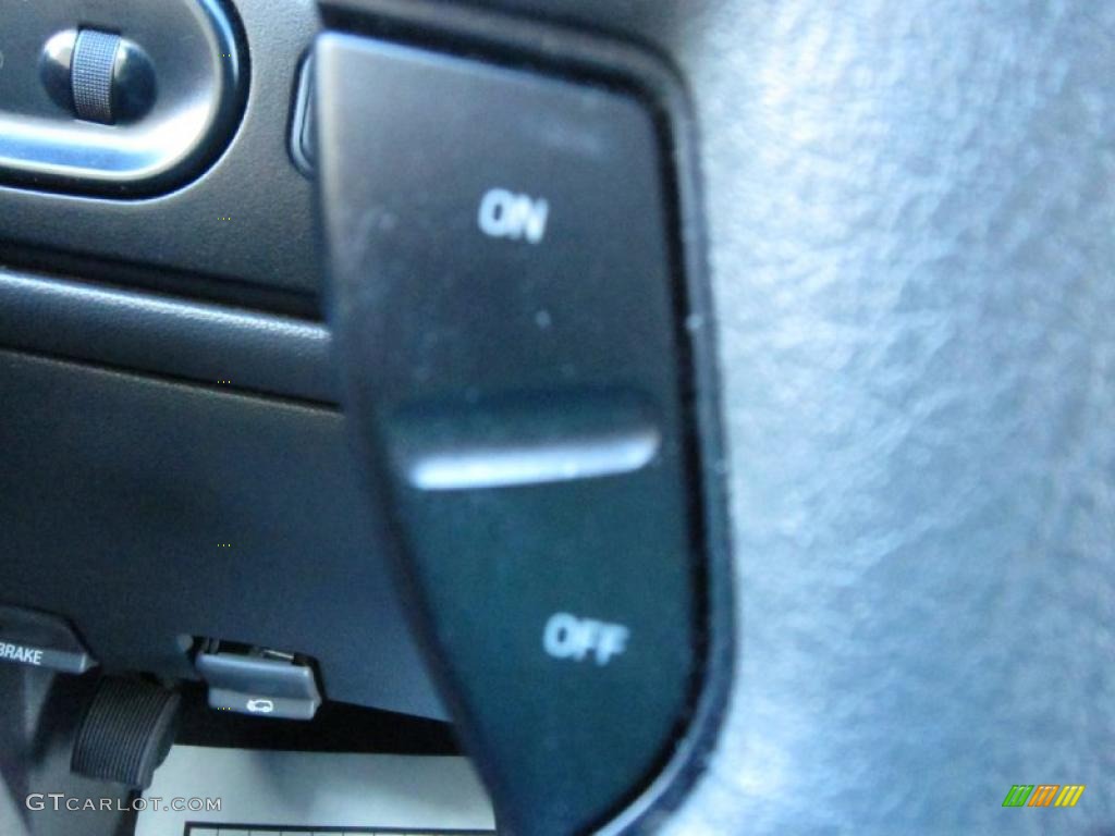 2003 Expedition XLT 4x4 - Oxford White / Flint Grey photo #10