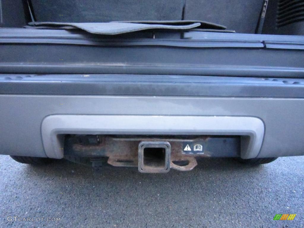 2003 Expedition XLT 4x4 - Oxford White / Flint Grey photo #30