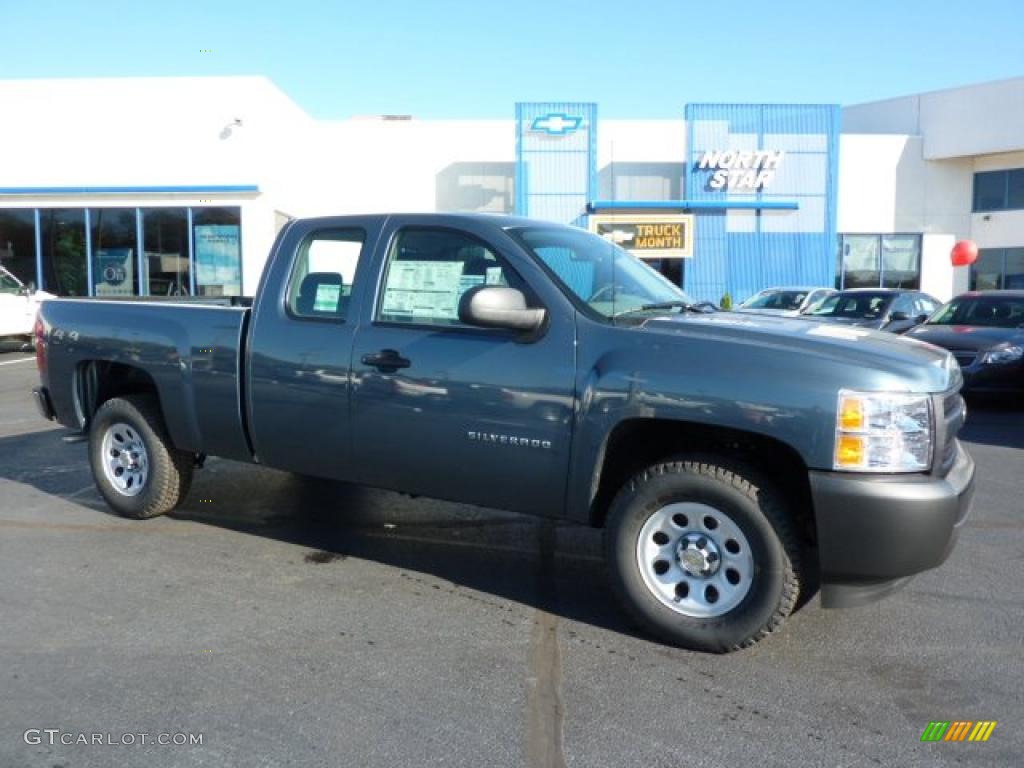 Blue Granite Metallic Chevrolet Silverado 1500