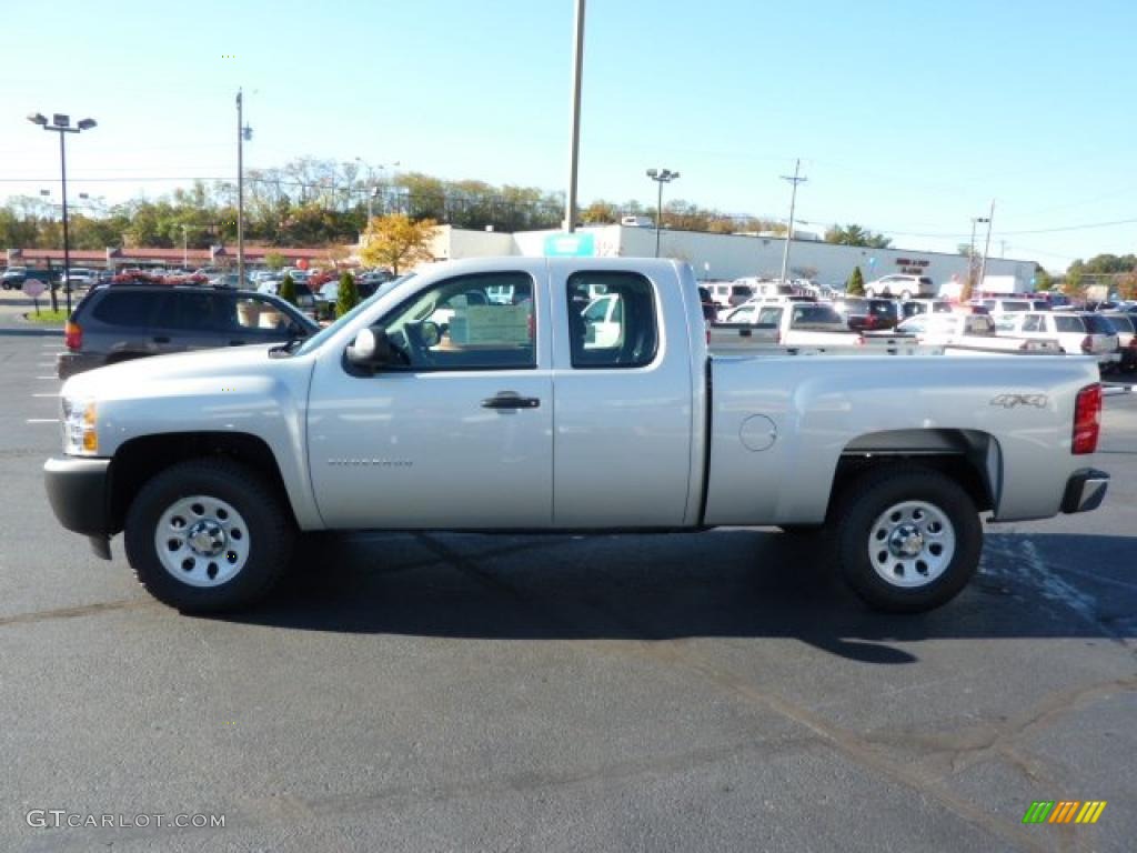 2011 Silverado 1500 Extended Cab 4x4 - Sheer Silver Metallic / Dark Titanium photo #4