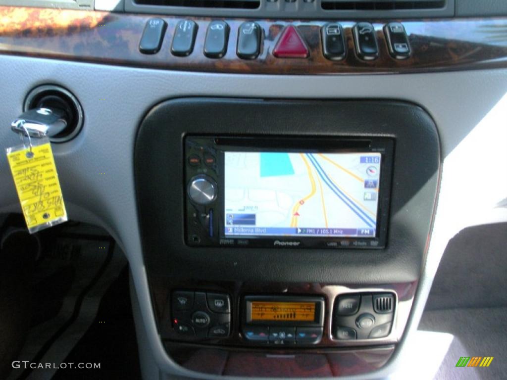 2001 Mercedes-Benz S 500 Sedan Controls Photo #38251099