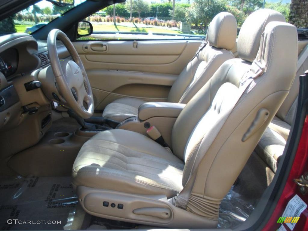 2004 Sebring Touring Convertible - Inferno Red Pearl / Sandstone photo #17