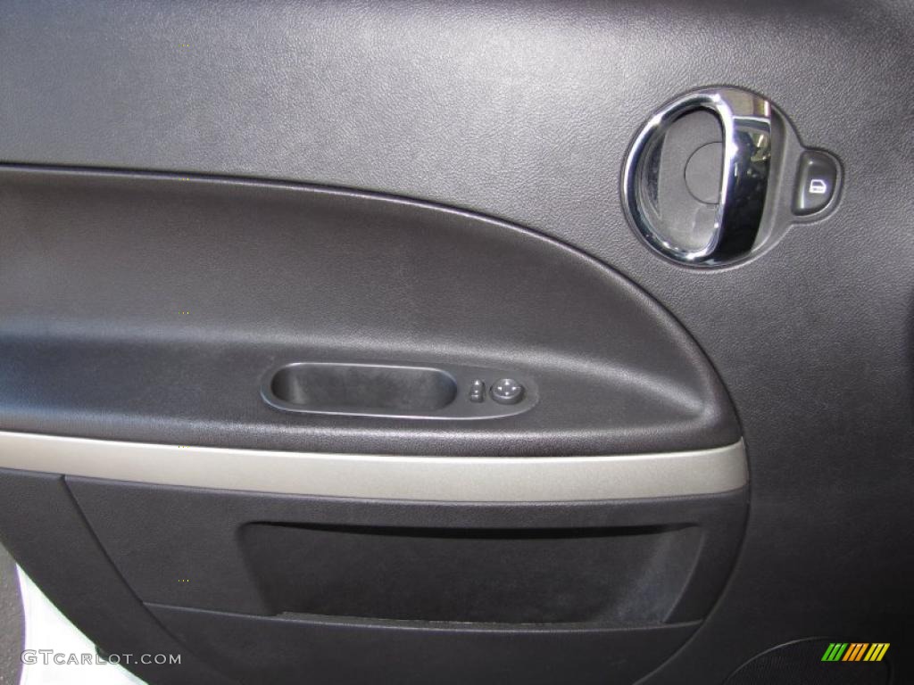 Ebony Black Interior 2008 Chevrolet HHR LT Photo #38252779