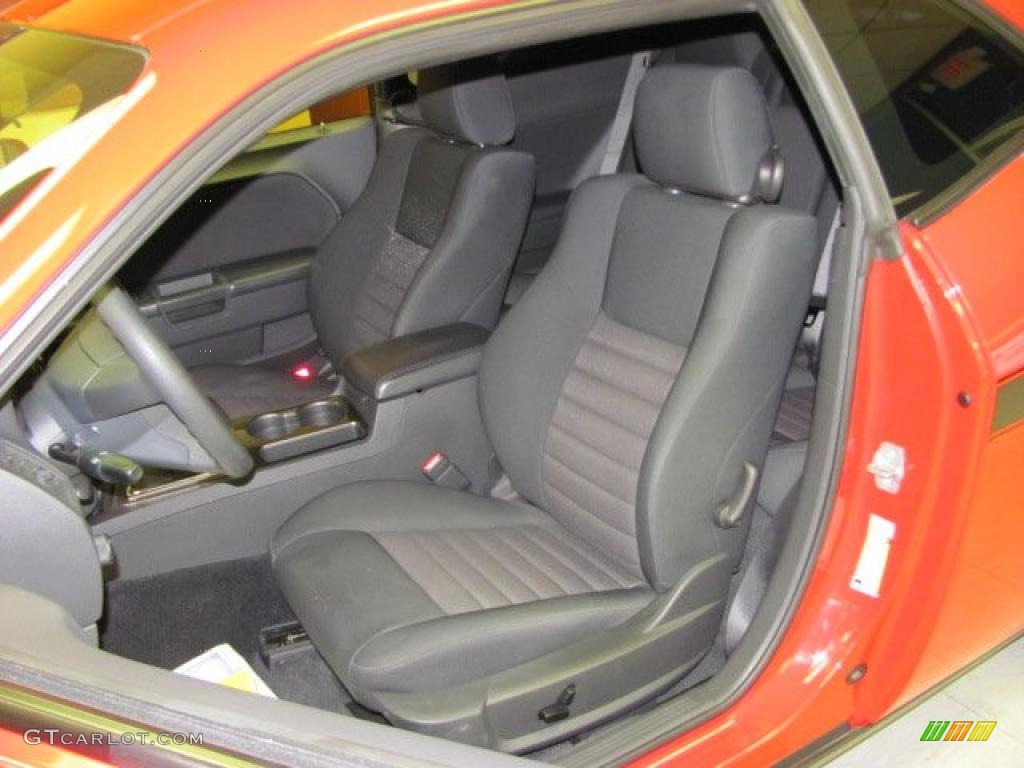 Dark Slate Gray Interior 2009 Dodge Challenger SE Photo #38253223