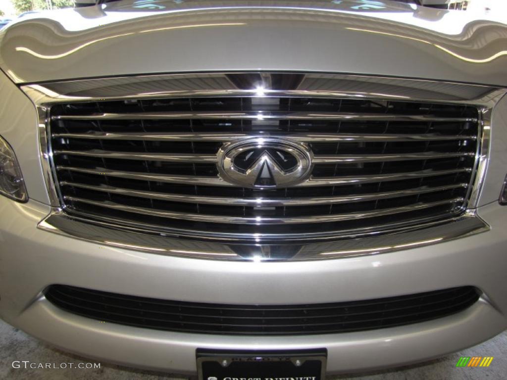2011 QX 56 - Liquid Platinum / Graphite photo #27