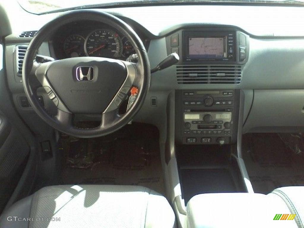 2005 Honda Pilot EX-L 4WD Gray Dashboard Photo #38256073