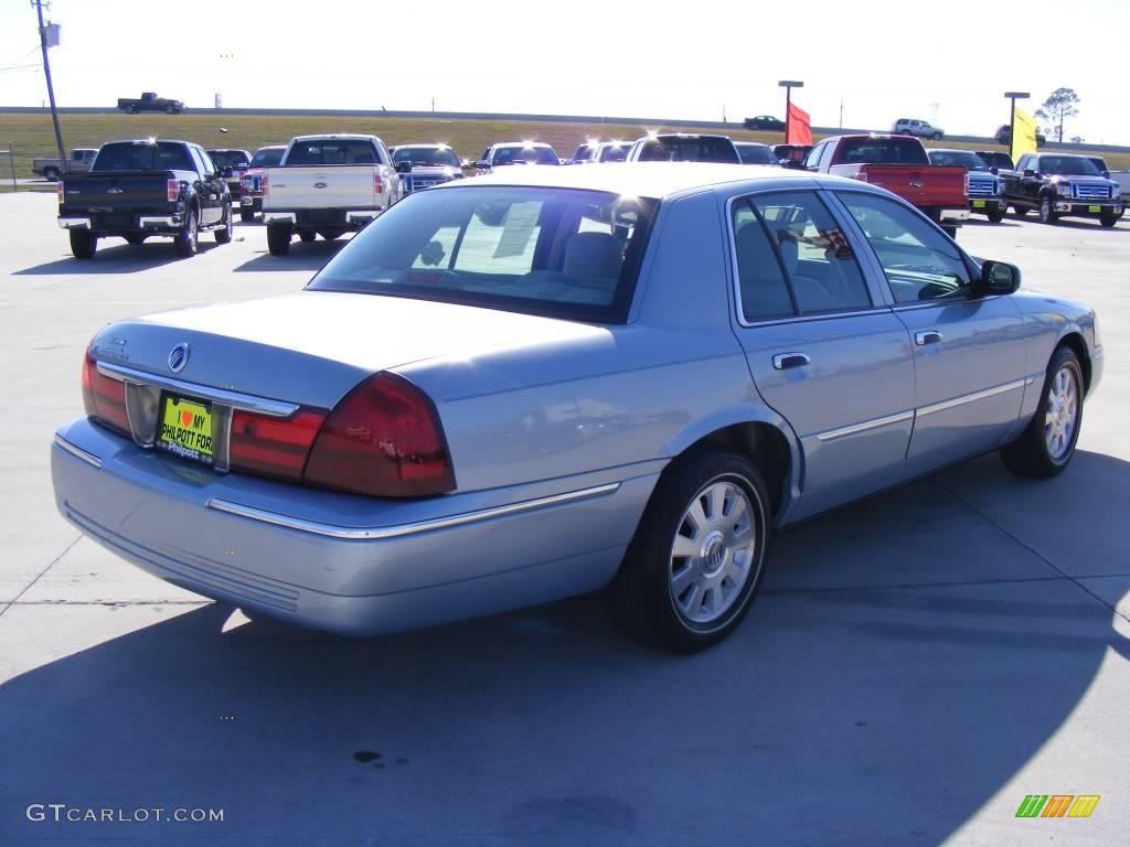 2004 Grand Marquis LS - Light Ice Blue Metallic / Light Flint photo #6