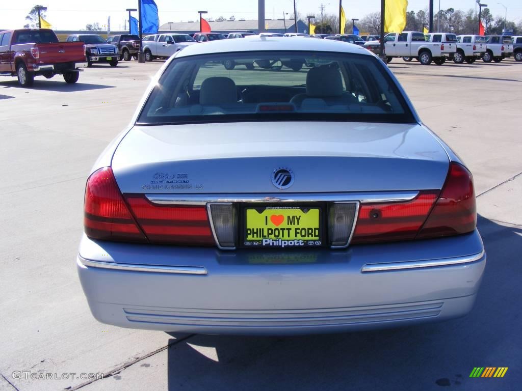 2004 Grand Marquis LS - Light Ice Blue Metallic / Light Flint photo #7