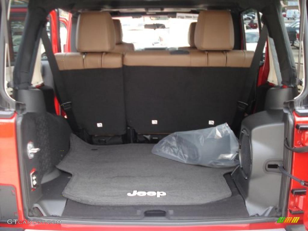 2011 Jeep Wrangler Unlimited Sahara 4x4 Trunk Photo #38257315