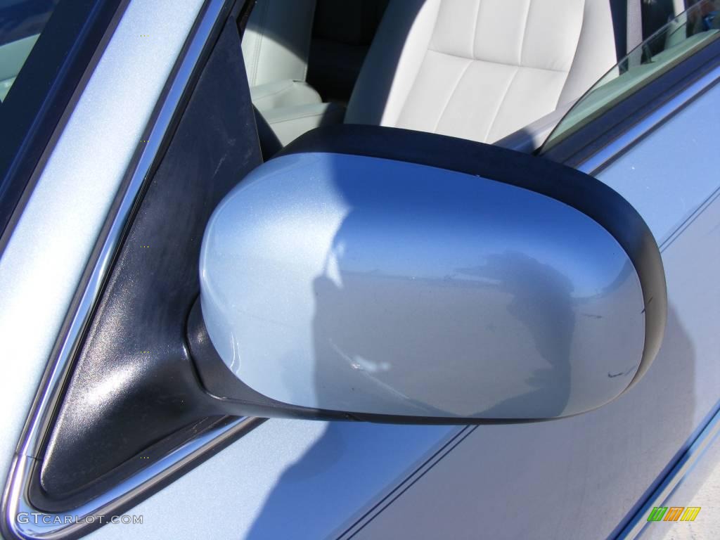 2004 Grand Marquis LS - Light Ice Blue Metallic / Light Flint photo #16