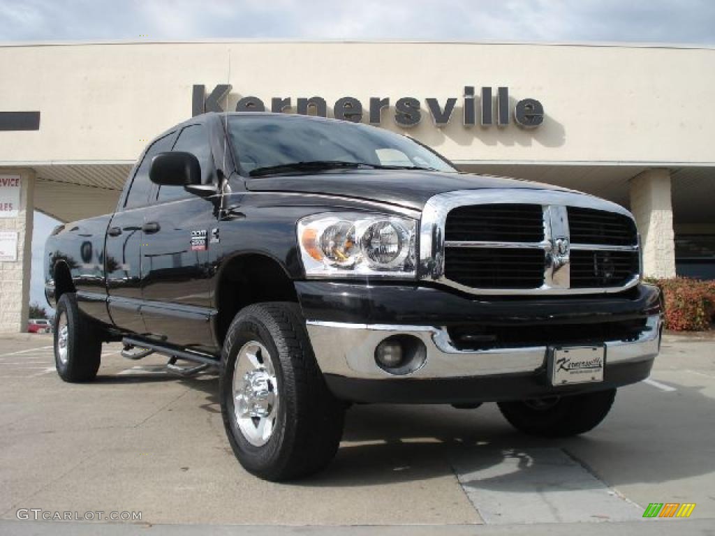 Brilliant Black Dodge Ram 2500