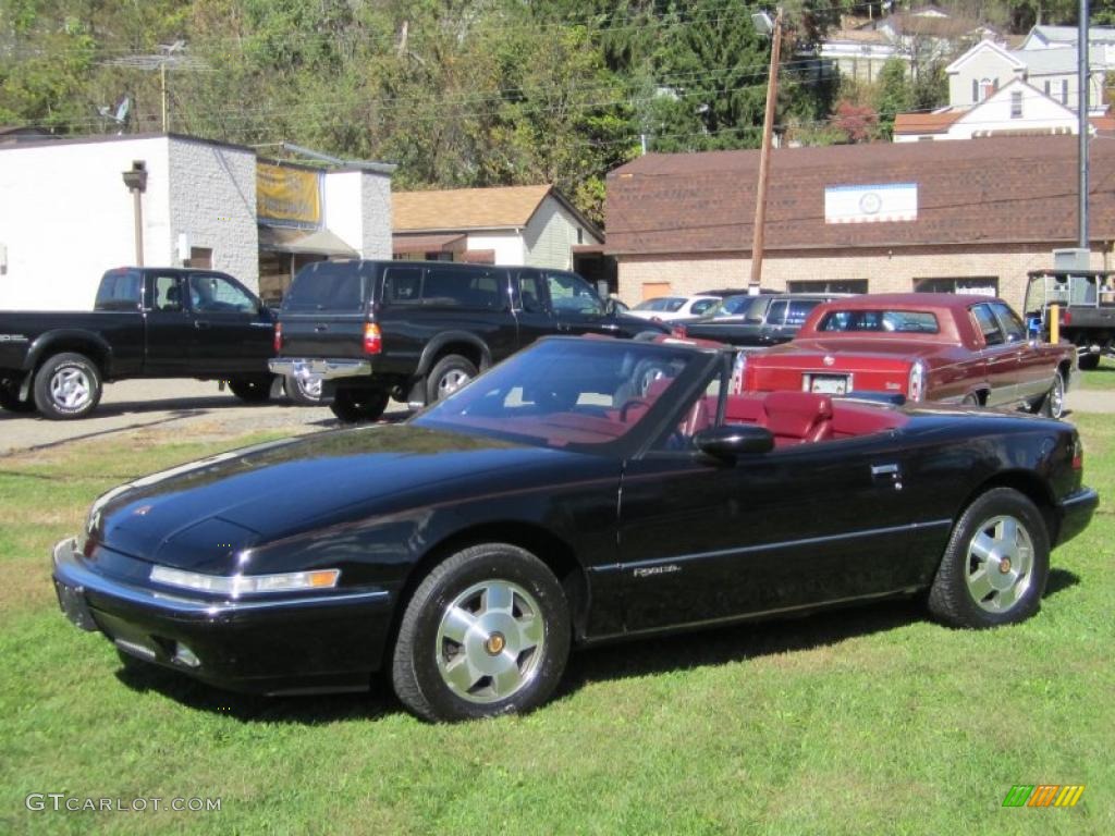 1990 Reatta Convertible - Black / Red photo #2