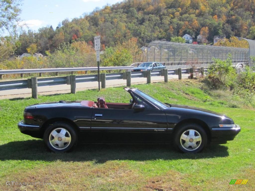 1990 Reatta Convertible - Black / Red photo #8