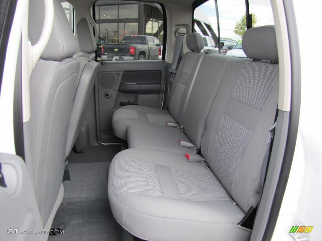 2008 Ram 2500 ST Quad Cab 4x4 - Bright White / Medium Slate Gray photo #5