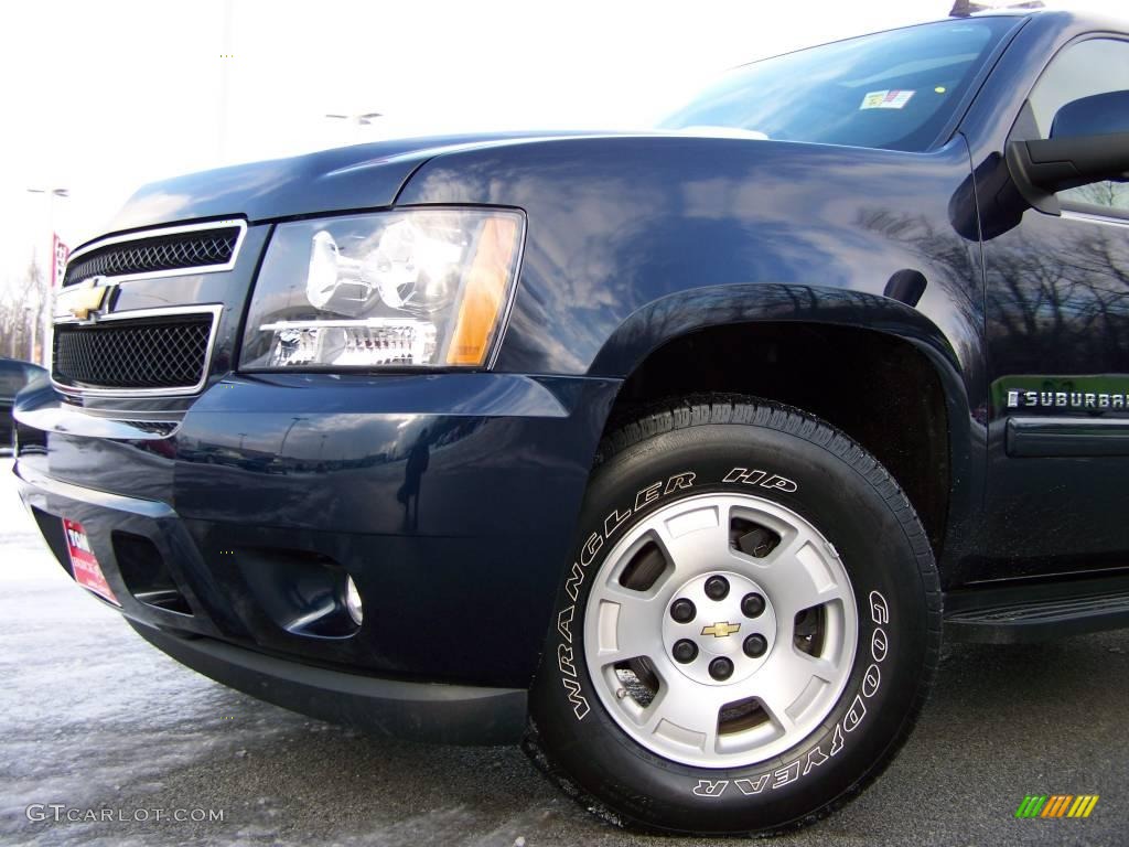 2007 Suburban 1500 LT 4x4 - Dark Blue Metallic / Light Titanium/Dark Titanium photo #2